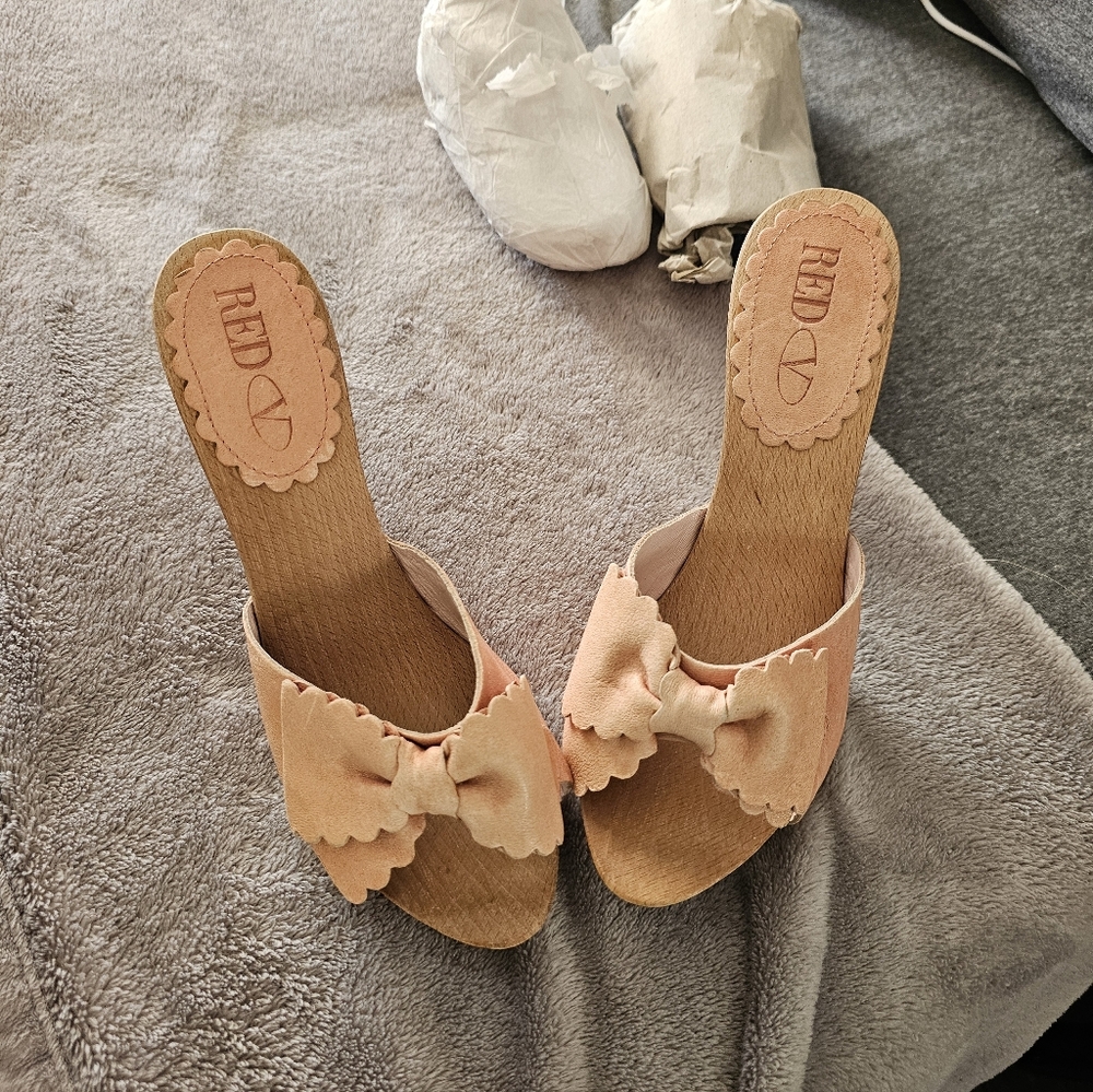 Red Valentino Pink Bow Heels - Picture 5 of 5
